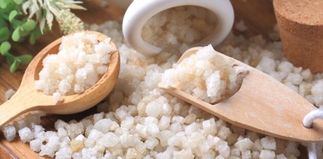 9 Benefits of an Epsom Salt Bath